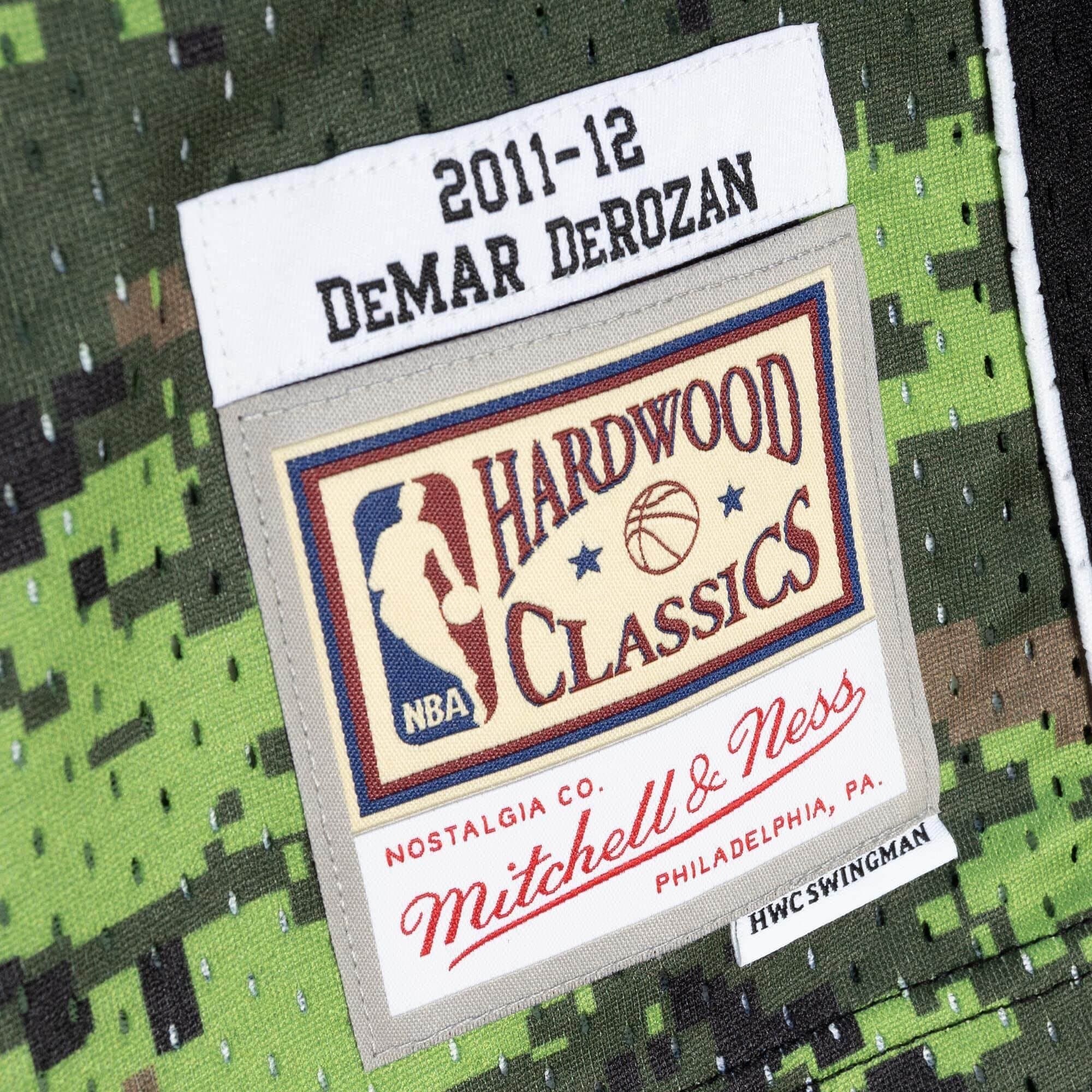 DeMar DeRozan #10 Toronto Raptors 2011-12 Mitchell & Ness Swingman NBA Jersey Camo thumbnail 3