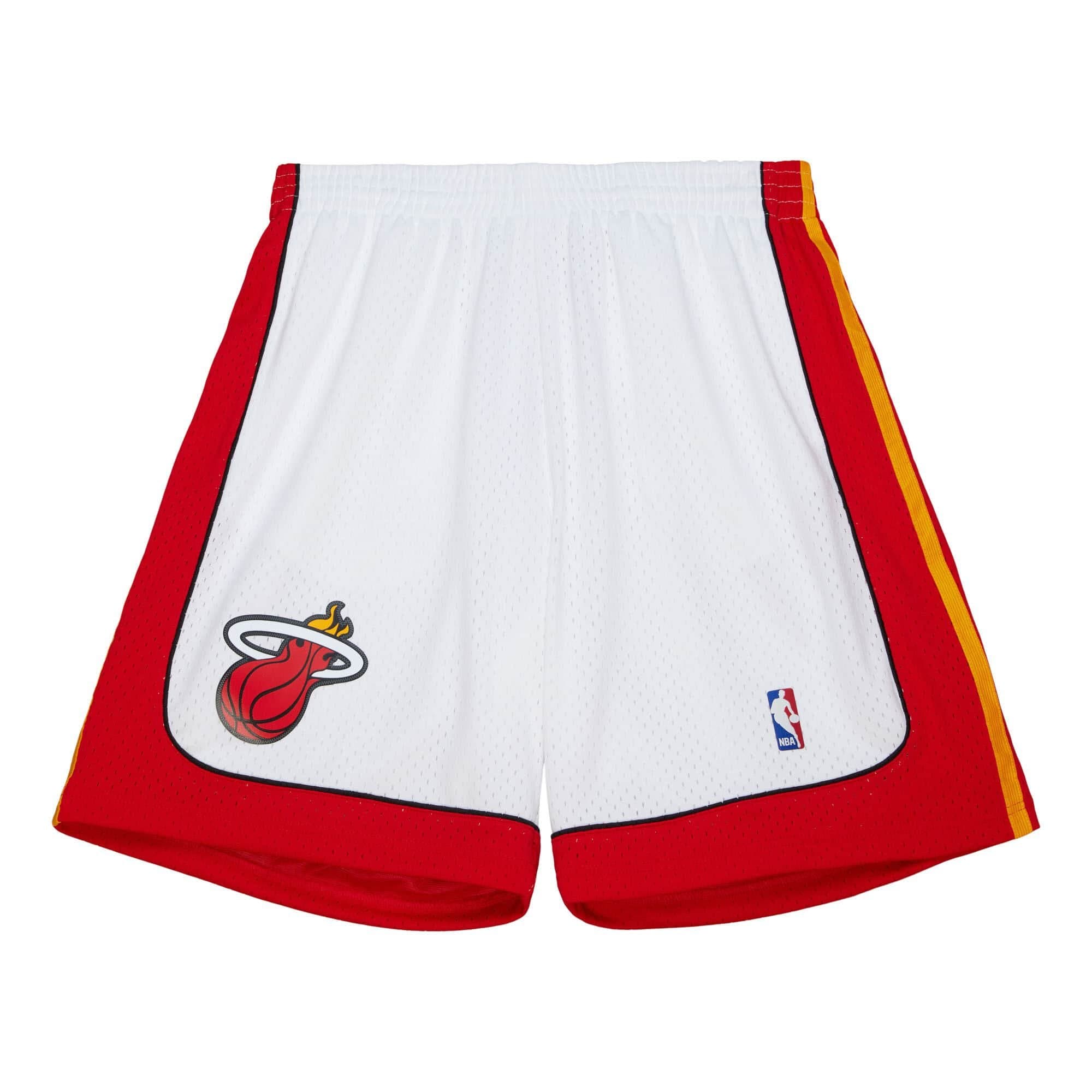 Miami Heat 2005-06 Mitchell & Ness Swingman NBA Shorts White — view 1
