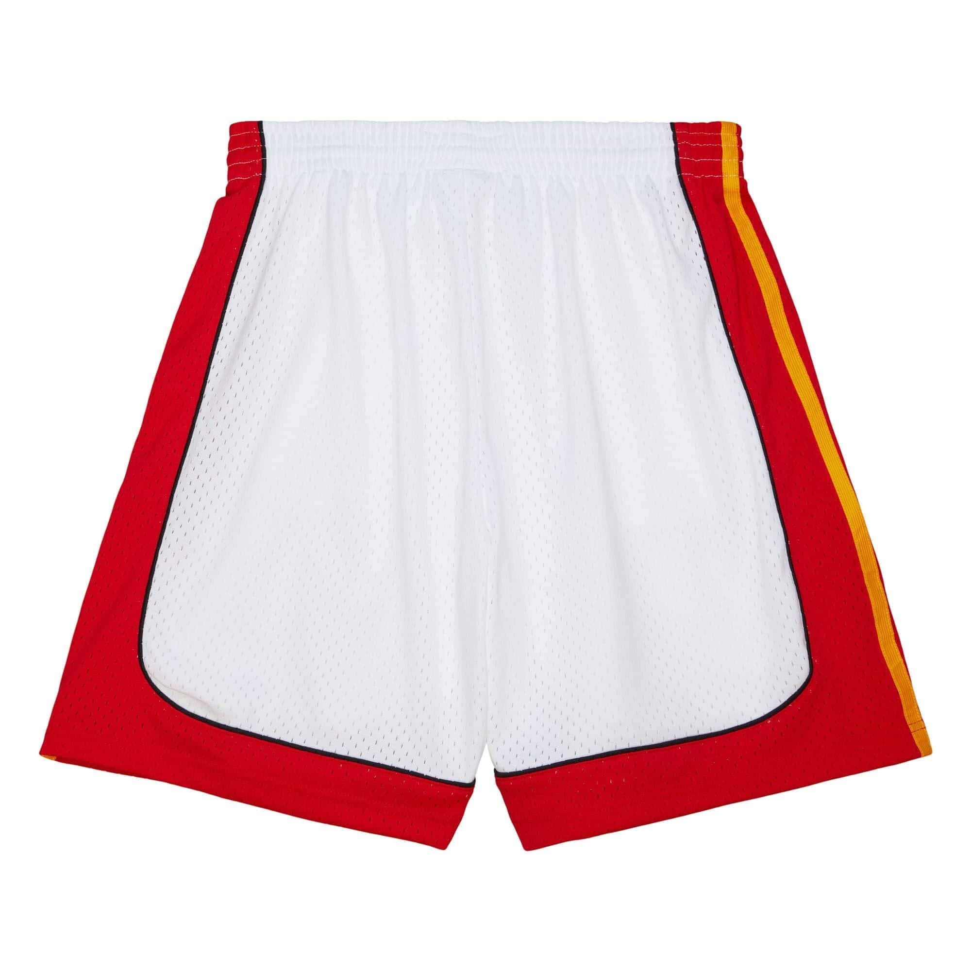 Miami Heat 2005-06 Mitchell & Ness Swingman NBA Shorts White thumbnail 2