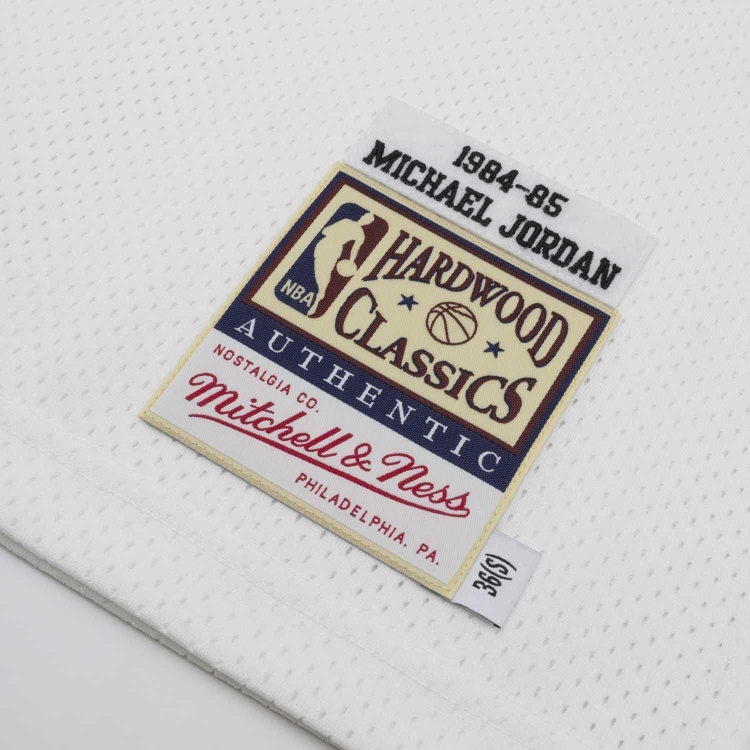 Michael Jordan #23 Chicago Bulls 1984-85 Authentic NBA Jersey White thumbnail 3