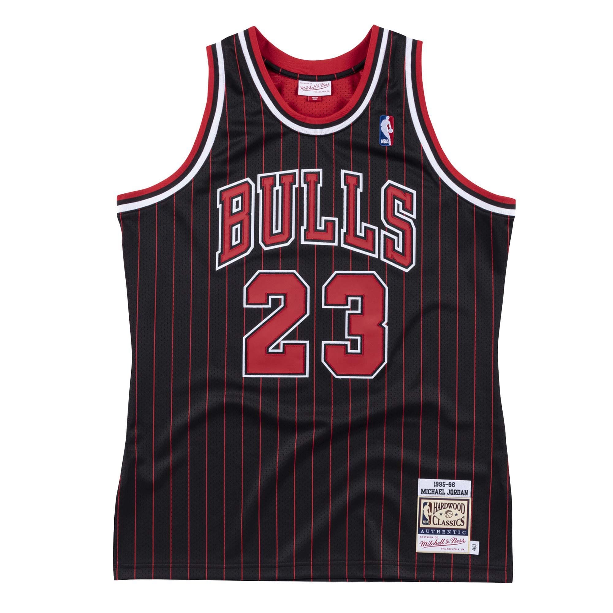 Michael Jordan #23 Chicago Bulls 1995-96 Authentic NBA Jersey Pinstripe — view 1